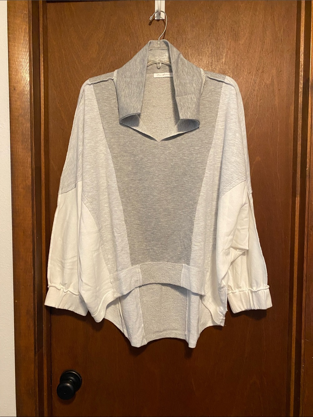 Ces Femme Two-Tone Light Gray and White Cozy Pullover with Folded Collar